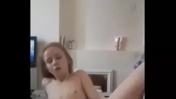 play Masteransexysub начинает новую серию видеороликов, демонстрируя первоклассную шлюху, 20-летнюю и желающую ... использовать грубо, БДСМ, она любит ублажать и знает свою цель в жизни.