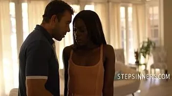 play Sei il ragazzo di mia sorella... non possiamo... scopare!
