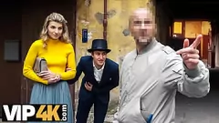 play Çorap Giymiş Sarışının Aldatan Tushy'si Bir Yabancı Tarafından Becerildi