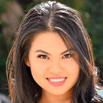 अभिनेता Cindy Starfall