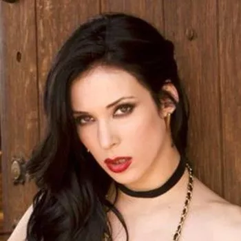 Porno Yıldızı Aiden Ashley